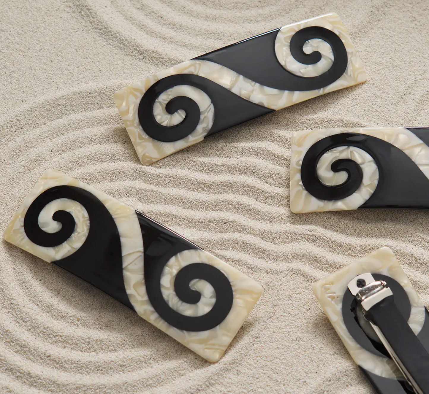 Twin Spiral French Barrette (Black)